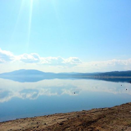 White Village Park Iskar Lake Paszarel Kültér fotó