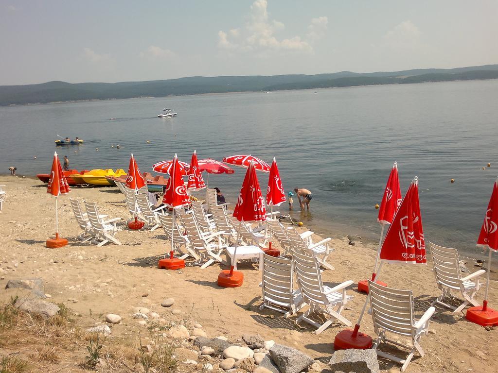 White Village Park Iskar Lake Paszarel Kültér fotó